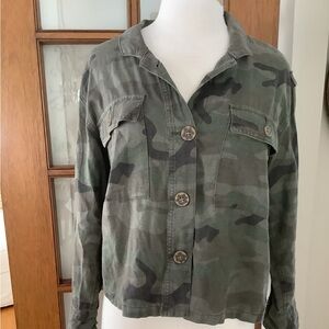 Time and Tru Green Camouflage top